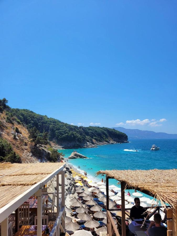 Saranda Seacret Suites Exterior foto